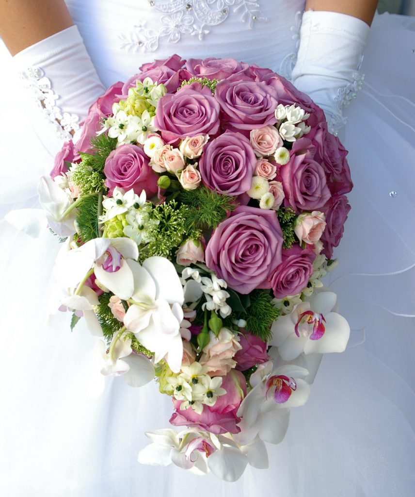 ウェディングブーケも各種ご用意いたします。